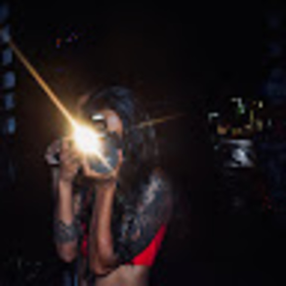 Meet your Posher, Alice - Picture 1 of 1